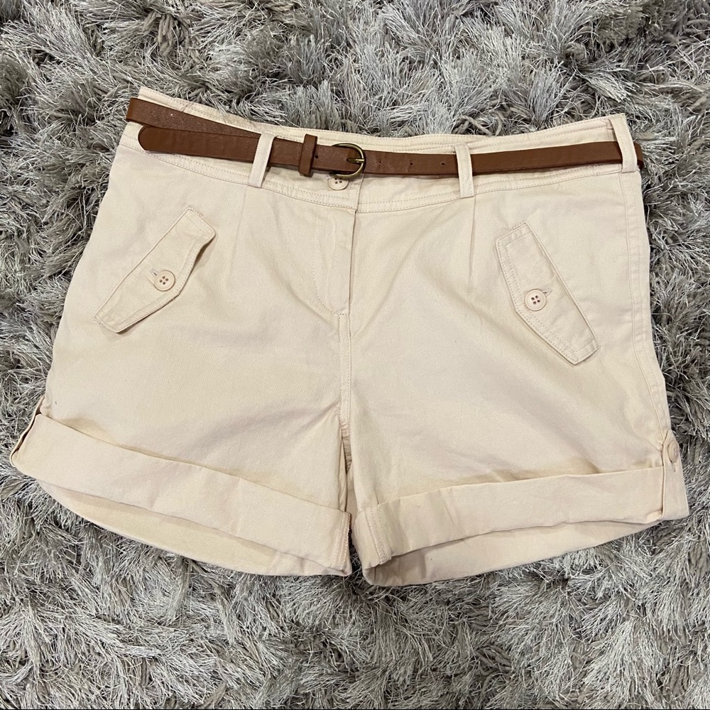BARKINS 100% cotton women shorts, front fly button front closure. Size 10. Used.